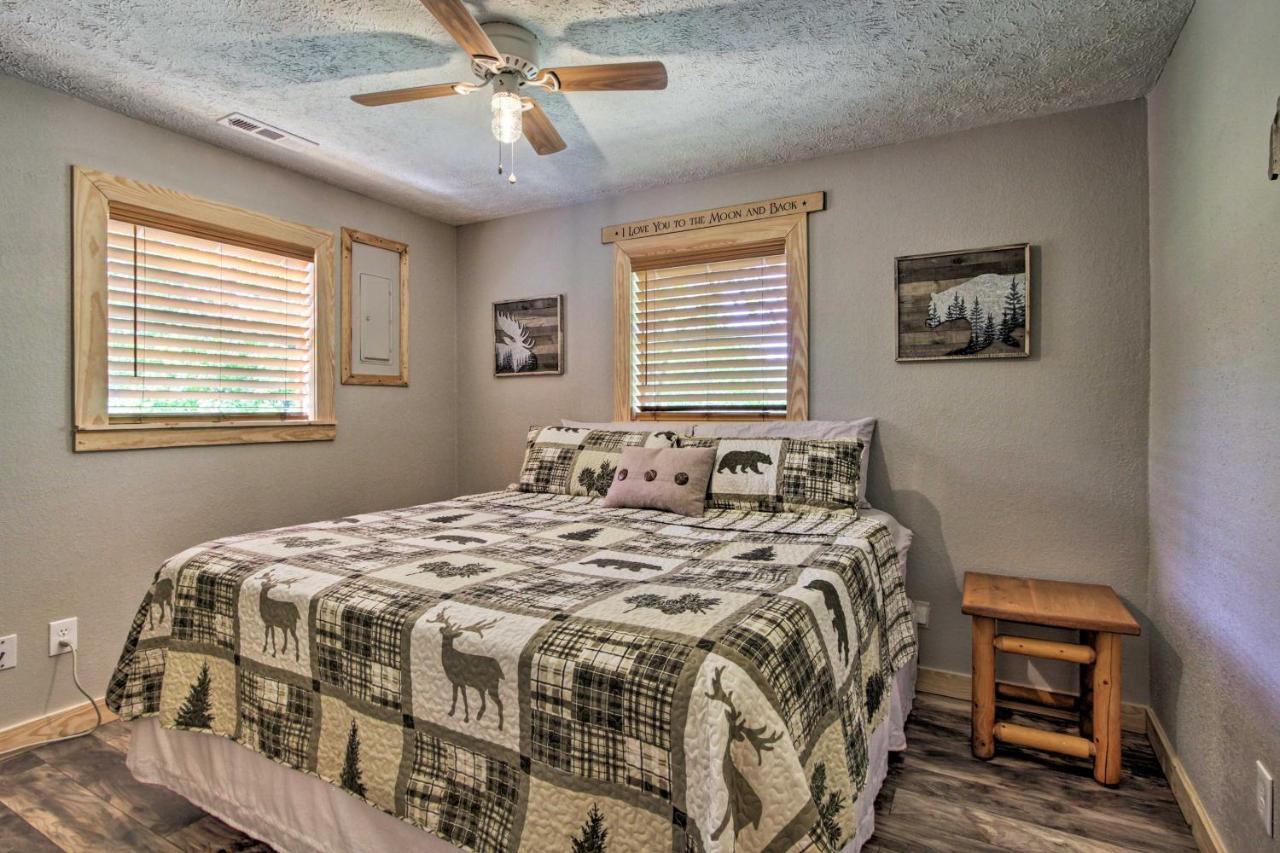 Secluded With Hot Tub, 3 Mi To Pigeon Forge! Ferienhaus *